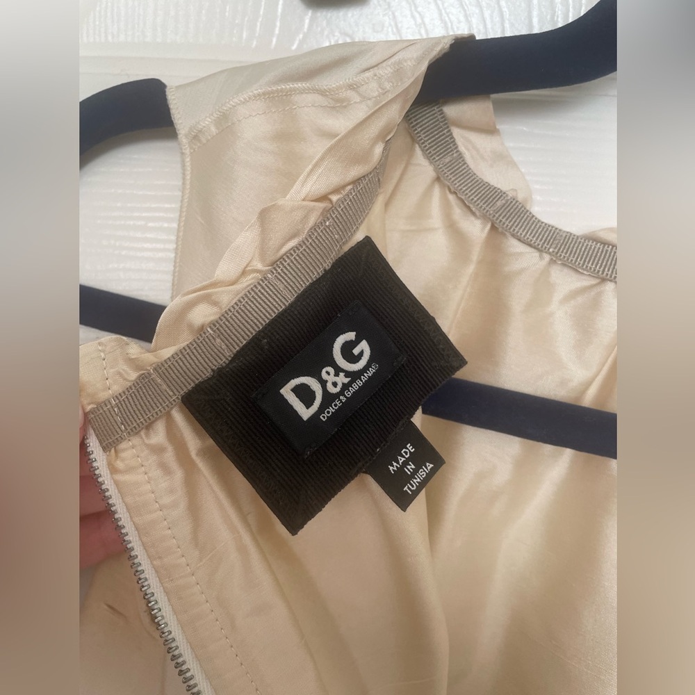 Dolce & Gabbana cream 100% silk blouse 38 - Picture 8 of 12